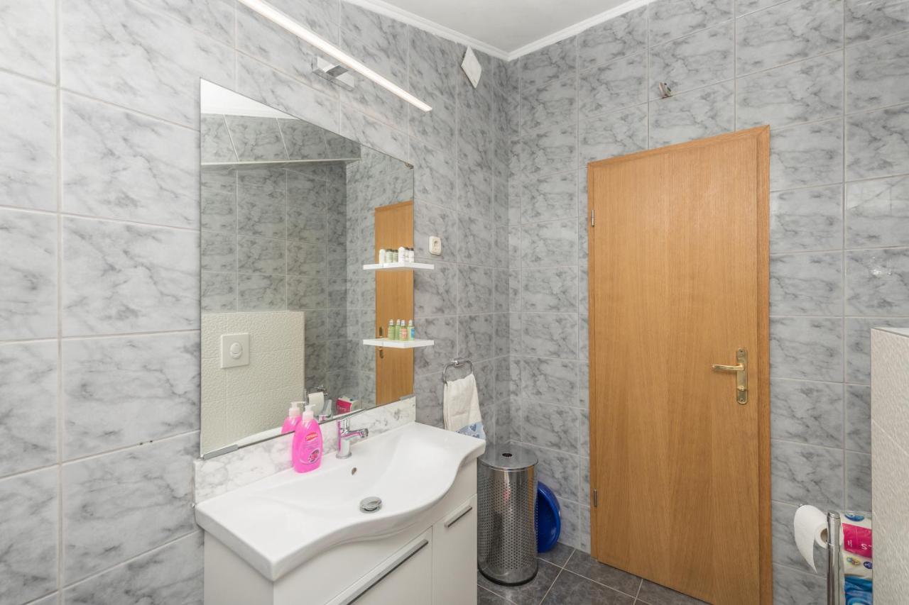 Apartments Zoka Makarská Exteriér fotografie